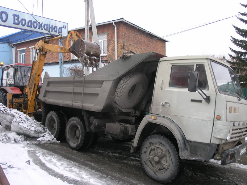 Прокопьевский Водоканал принял участие в субботнике по уборке снега
