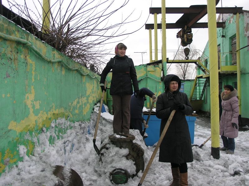 Прокопьевский Водоканал принял участие в субботнике по уборке снега