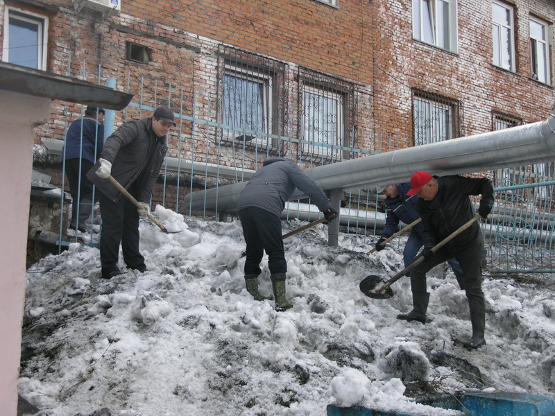 Управление Водоканала вышло на субботник 