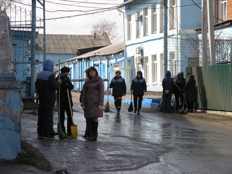 Управление Водоканала вышло на субботник 