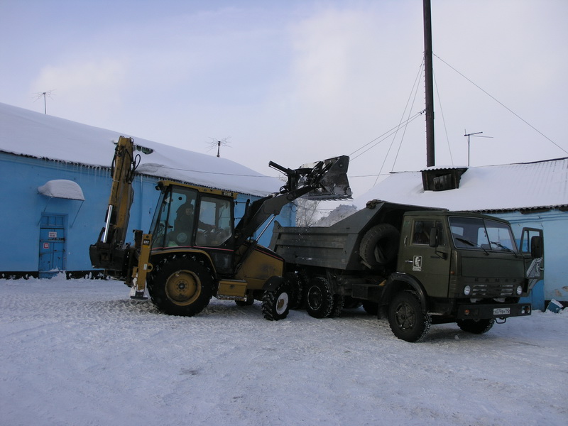 Сотрудники управления АО «ПО Водоканал» приняли участие в областной акции по уборке снега